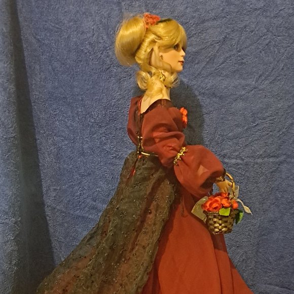 Paradise Galleries Porcelain Doll "Rosalind" - Picture 2 of 4